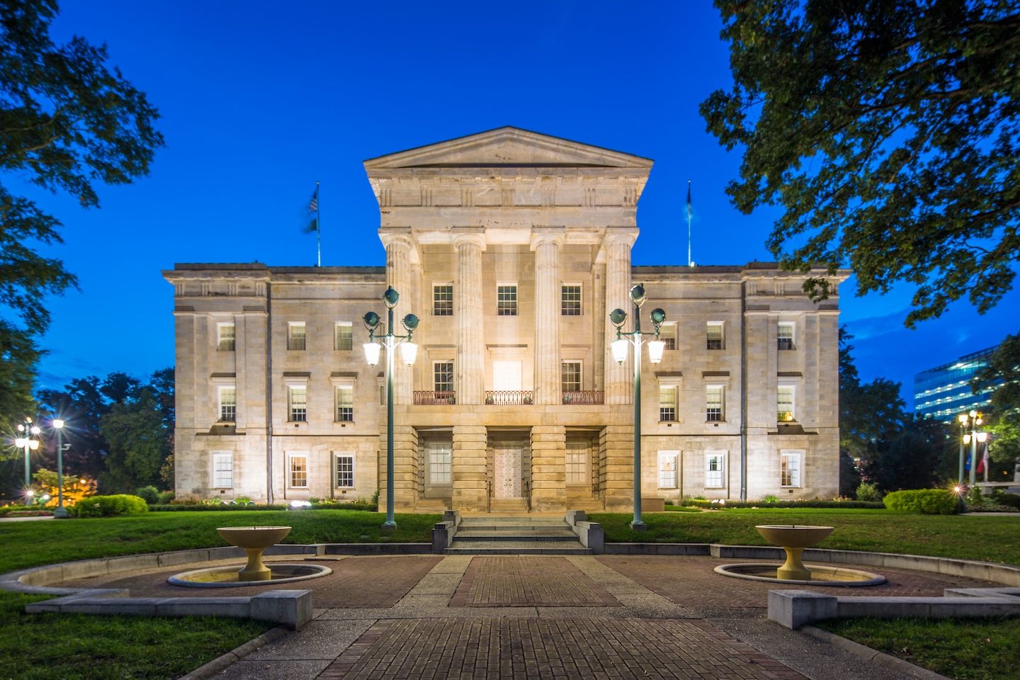 Photo of North Carolina state capitol building